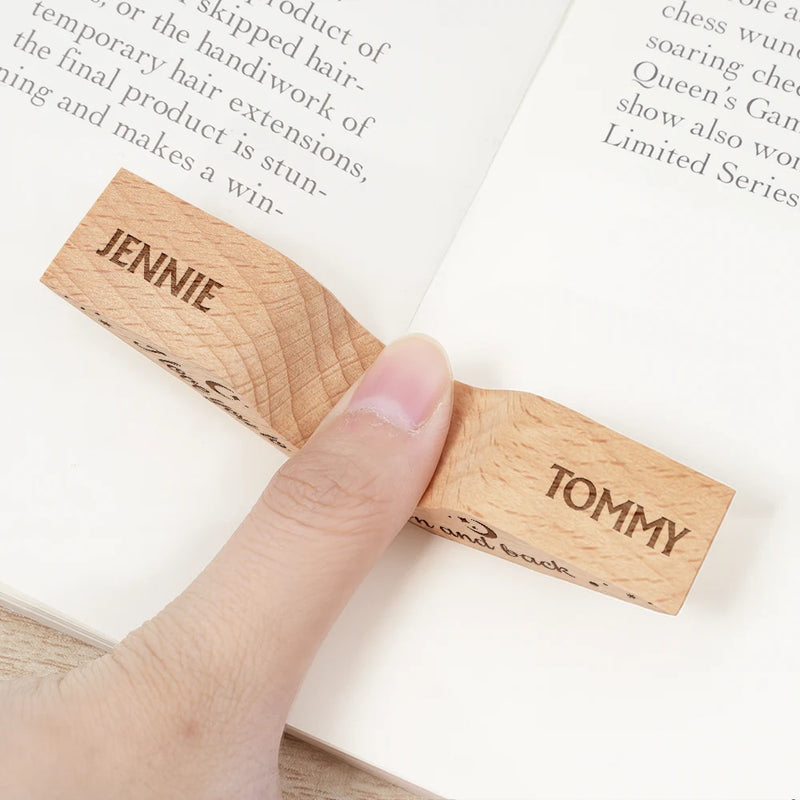 Gift For Yourself,Gift For Couples,Gift For Husband,Gift For Wife,Reading,Happy - I Love You To The Moon And Back - Personalized Thumb Page Holder