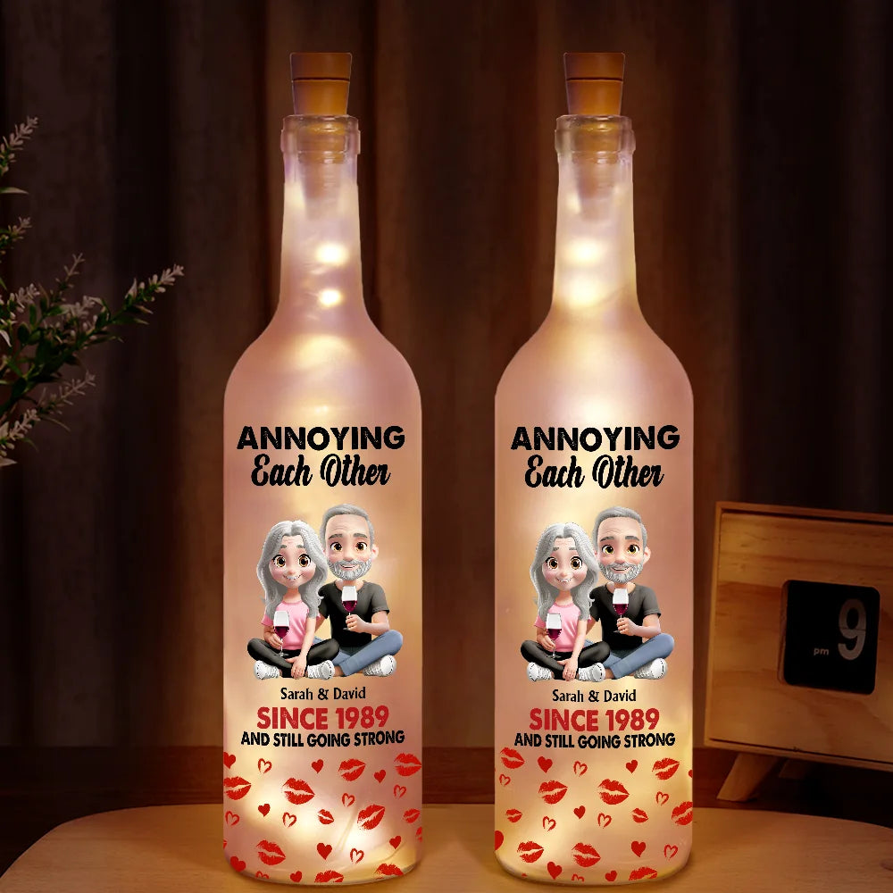 Gift For Husband,Gift For Wife,Gift For Boyfriend,Gift For Girlfriend,Love,Gift For Couples - 3D Effect Couple Annoying Each Other - Personalized Bottle Light