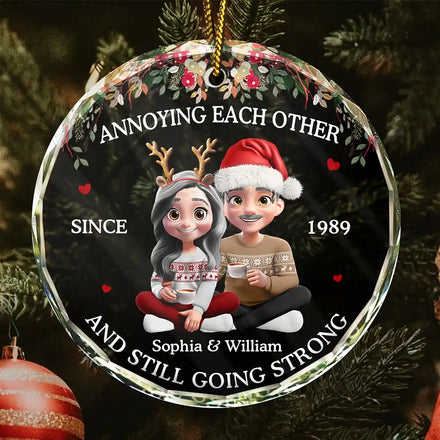 3D Effect Couple Annoying Each Other - Personalized Circle Glass Ornament