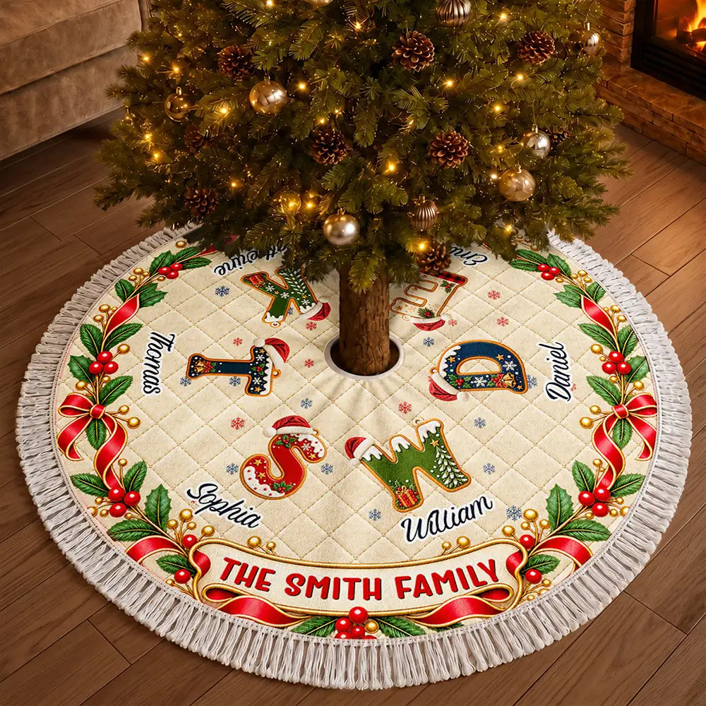 Gift For Family Mom Grandma - Personalized Family Name And Names Santa Hat Initials Christmas Tree Skirt