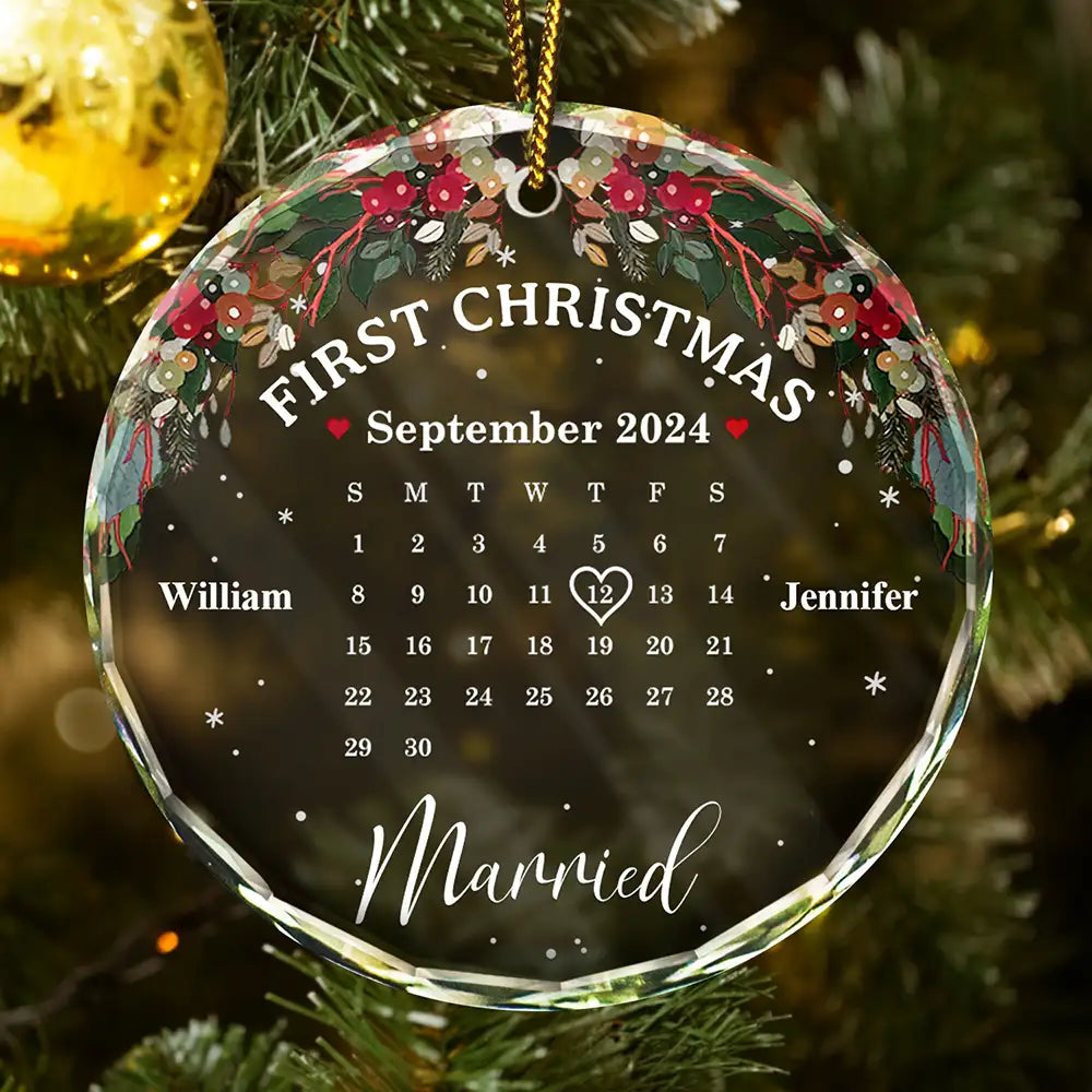 Christmas Calendar First Christmas Couple - Personalized Circle Glass Ornament