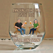 Wedding Anniversary, Humorous, Old Couples, Gift For Couples, Vector - Animate Couple Annoying Each Other - Personalized Stemless Wine Glass