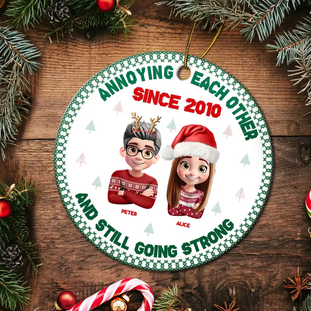 Gift For Couples, Old Couples, Gift For Women, Gift For Men, Gift For Husband, Gift For Wife, Love, Christmas - Annoying Each Other 3D Effect Couple Crossed Arms - Personalized Circle Ceramic Ornament
