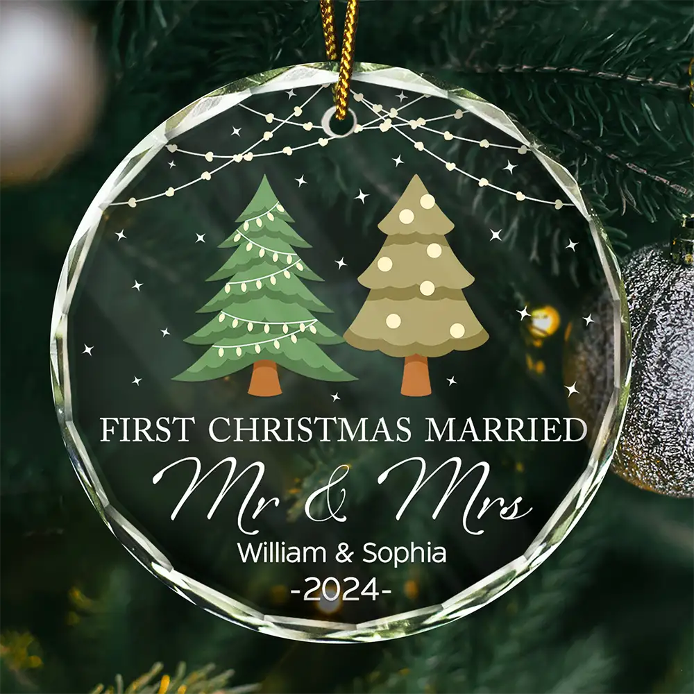 Christmas Tree First Christmas Married - Personalized Circle Glass Ornament