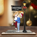 Old Couples,Gift For Husband,Gift For Wife,Gift For Boyfriend,Gift For Girlfriend,Love,Christmas,Non-Eng - Christmas Couple Kissing Under Lamp - Personalized Custom Shaped 2-Layered Wooden Plaque