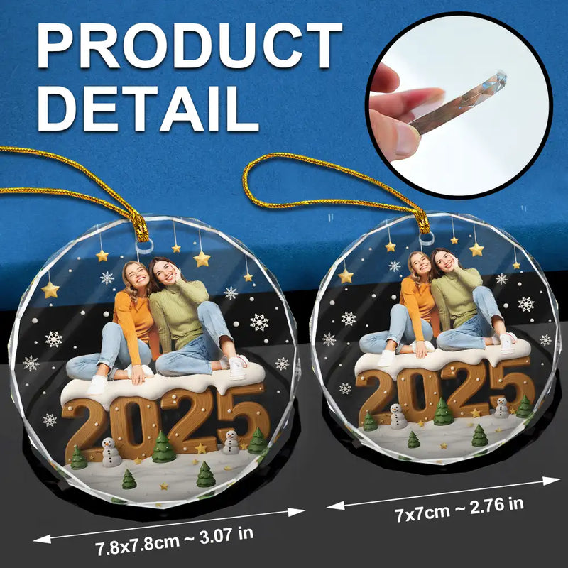 Custom Photo, Christmas, Family, Parents, Gift For Grandparents - Custom Photo Christmas Family Besties Couple - Personalized Circle Glass Ornament
