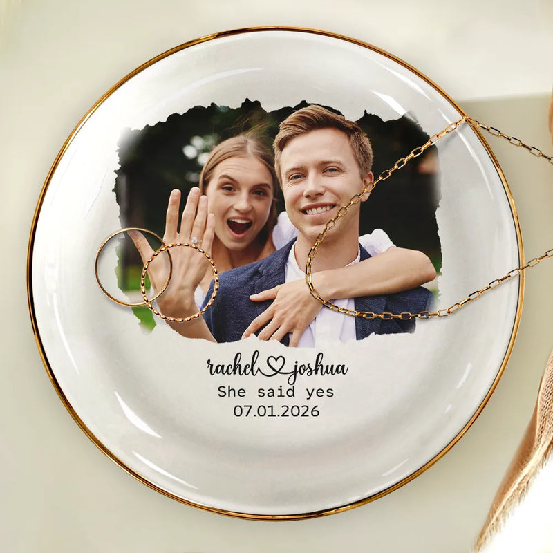 Gift For Couples, Gift For Husband, Gift For Wife, Gift For Boyfriend, Gift For Girlfriend, LGBT, Love, Engaged, Wedding, Married - Custom Photo Proposal Engagement Engaged Wedding Couple - Personalized Ring Dish