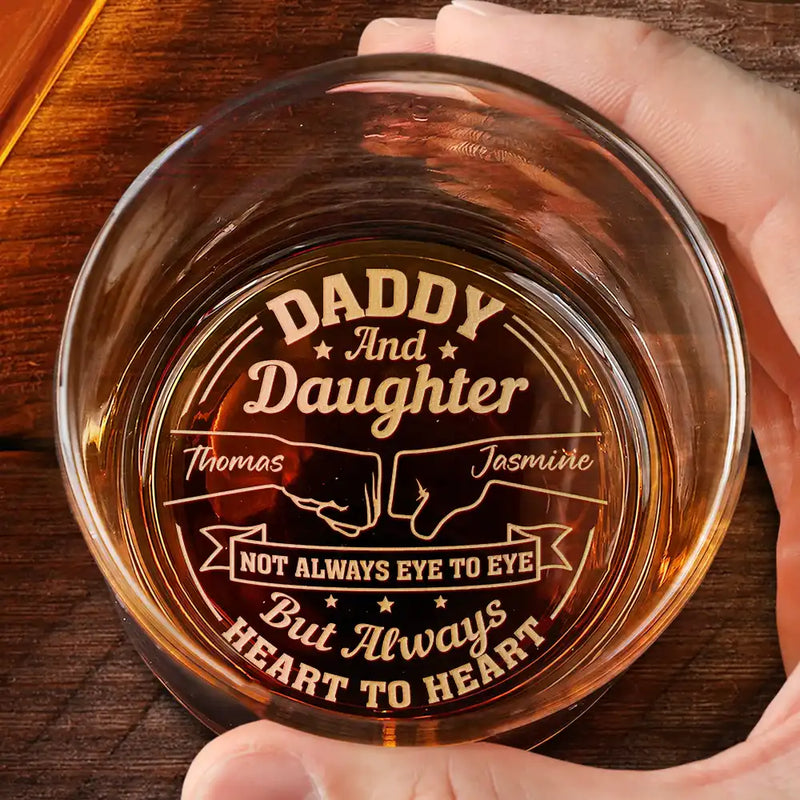Gift For Father,Dad,Sons,Children,Daughters - Daddy And Children Always Heart To Heart - Personalized Engraved Whiskey Glass