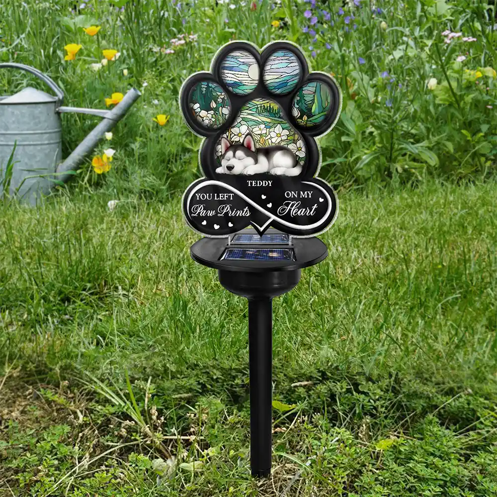 Memorial,Dog Lovers,Dog Mom,Dog Dad,Dog Couple,Non-Eng,Vector,Sympathetic - Dog Lying On Pawprint - Personalized Solar Light