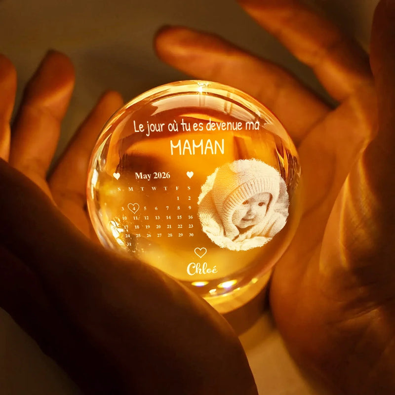 Gift For Wife,Parents,Gift For Yourself,Gift For Women,Gift For Mother,French,New Mom,New baby,Non-Eng,Photo,Calendar,Adorable - Photo Et Calendrier Personnalisables Devenue Ma Maman - Lampe Boule En Cristal Personnalisée