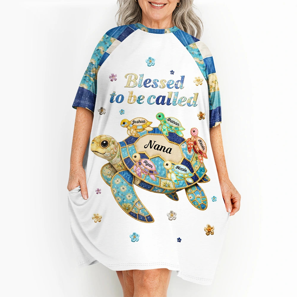 Gift For Mother,Gift For Grandma,Happy,Icon - Grandma Mom Turtle Faux Patchwork Effect - Personalized Women's Sleep Tee