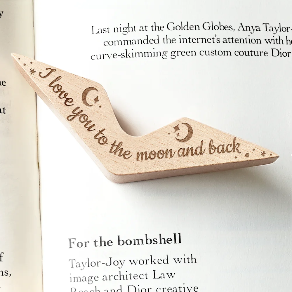 Gift For Yourself,Gift For Couples,Gift For Husband,Gift For Wife,Reading,Happy - I Love You To The Moon And Back - Personalized Thumb Page Holder