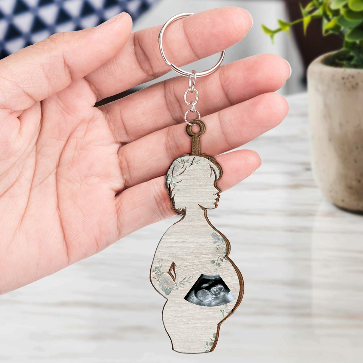 Custom Photo Pregnant Mom - Gift For Pregnant Mom - Personalized Cutout Wooden Keychain