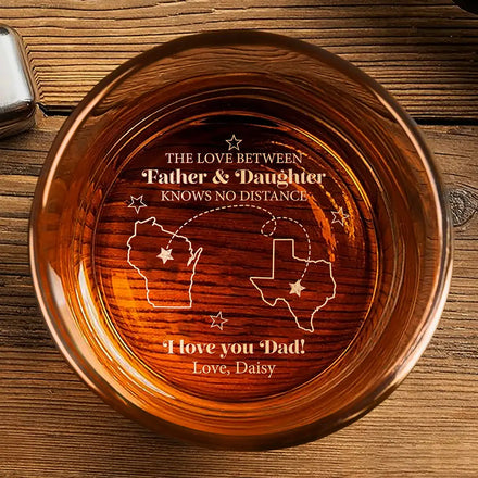 The Love Between Knows No Distance - Personalized Engraved Whiskey Glass