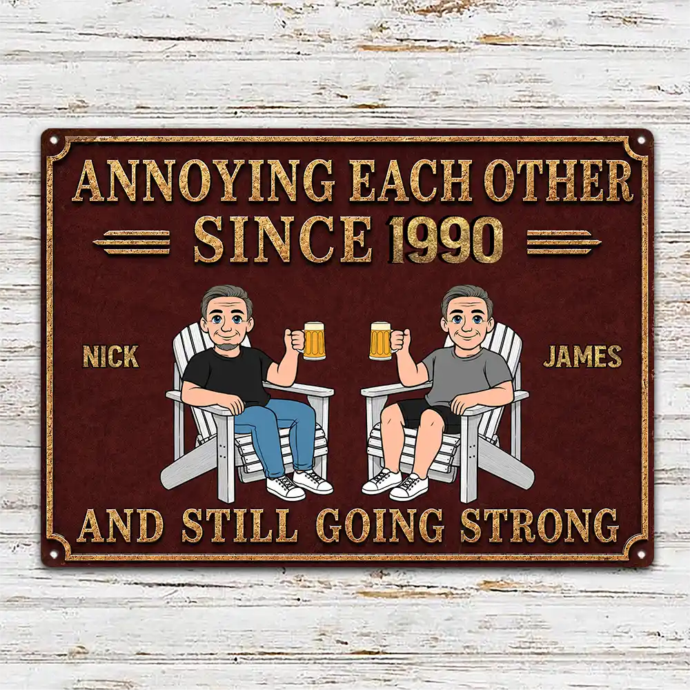 Top Market, Wedding Anniversary, Humorous, Old Couples, Summer, Gift For Couples, Vector - Retro Style Couple Annoying Each Other - Personalized Classic Metal Signs
