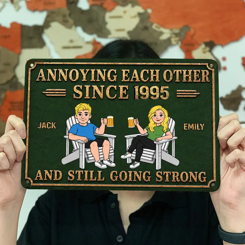 Top Market, Wedding Anniversary, Humorous, Old Couples, Summer, Gift For Couples, Vector - Retro Style Couple Annoying Each Other - Personalized Classic Metal Signs