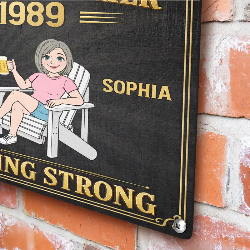 Top Market,Humorous,Old Couples,Outdoor Decor,Gift For Couples,Vector - Retro Style Couple Annoying Each Other And Still Going Strong - Personalized Classic Metal Signs