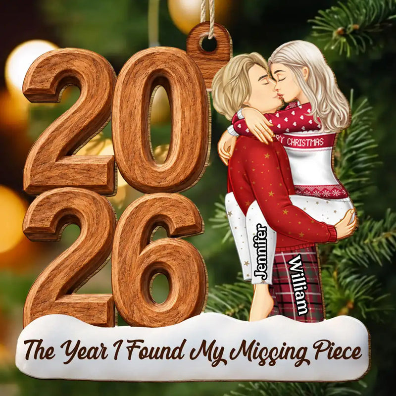 Anniversary,Christmas,Romantic,Gift For Couples,Vector - Couple Anniversary The Year I Found Missing Piece - Personalized Custom Shaped Wooden Ornament
