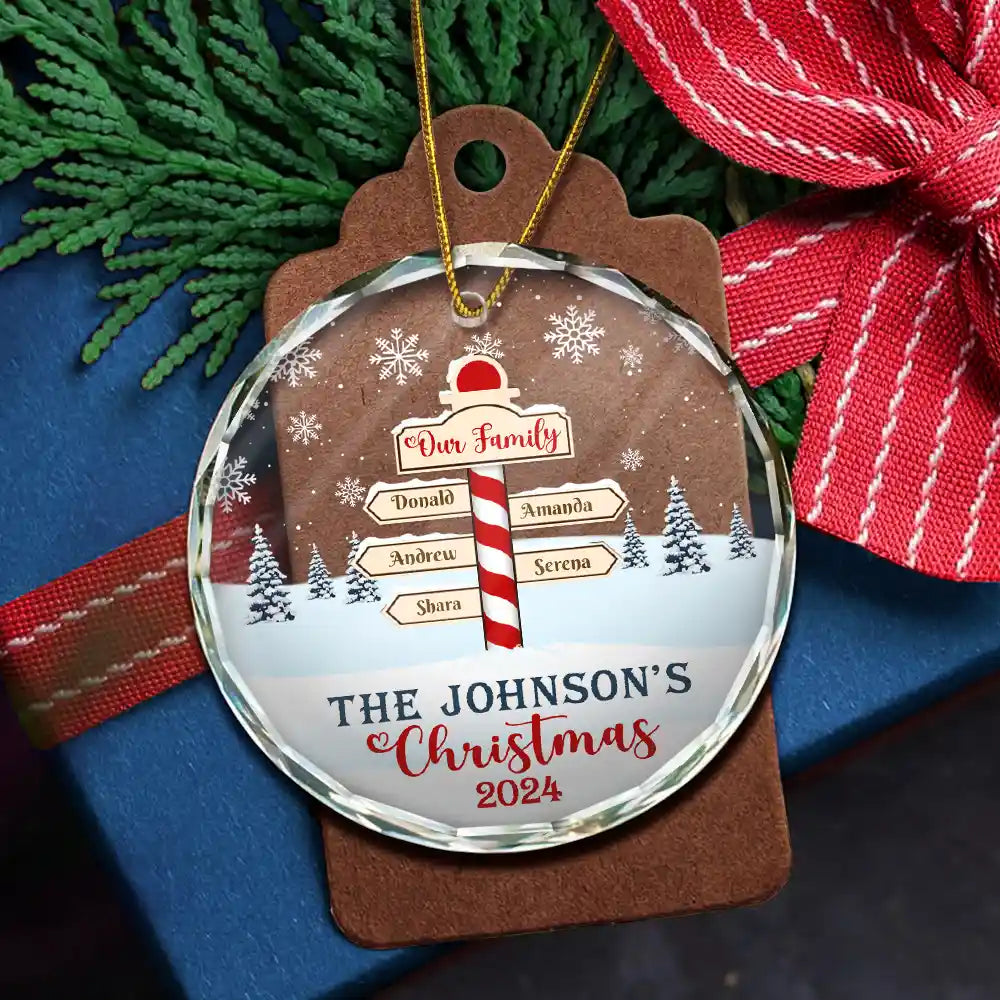 Christmas Noth Pole Family - Personalized Circle Glass Ornament