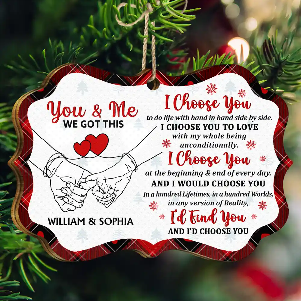 I Choose You To Do Life With Hand In Hand - Personalized Medallion Wooden Ornament