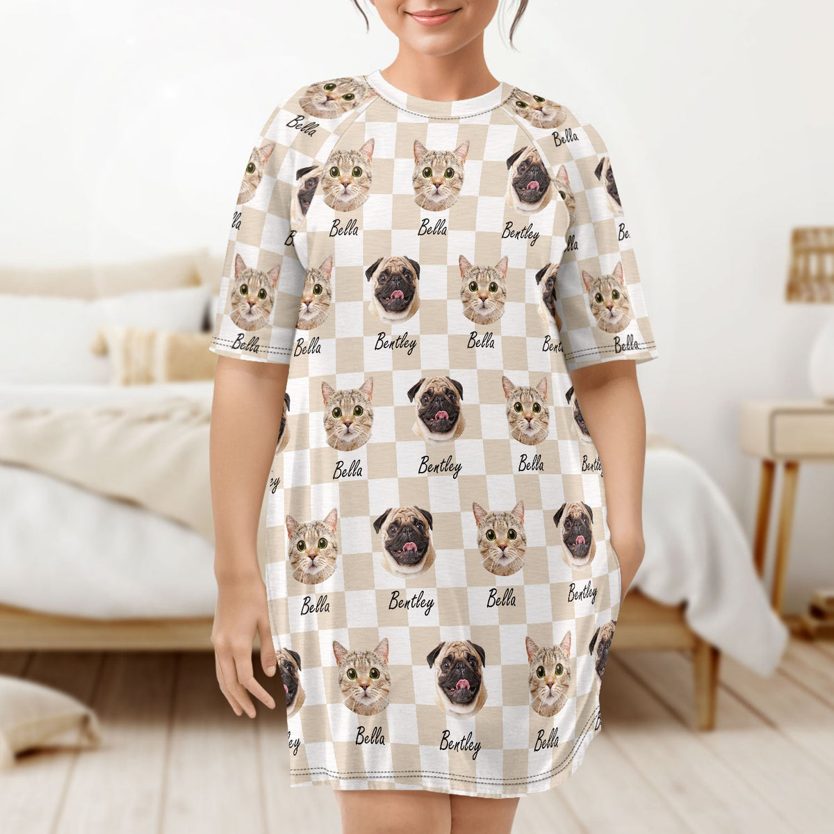 Custom Photo Pet Faces Groovy Checkered Pattern - Gift For Dog Mom, Cat Mom - Personalized Women's Sleep Tee