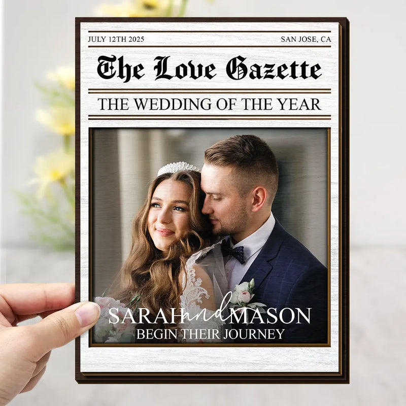 Gift For Couples,Wedding,Love,Gift For Women,Gift For Men,Gift For Wife,Gift For Husband,LGBT - Custom Photo The Wedding Of The Year Newlywed Couples - Personalized 2-Layered Wooden Plaque With Stand