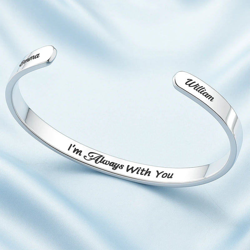 Gift For Mother,Mom - Daughters (Adult),Mom - Daughters (Young),Gift For Daughter,Gift For Women,Gift For Couples,Love - The Love Between A Mother And Daughter - Personalized Bangle Bracelet Cuff