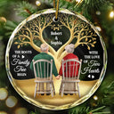 Gift For Couples,Old Couples,Gift For Wife,Gift For Husband,Christmas,Love,Gift For Women,Gift For Men - The Roots Of A Family Tree Begin With Two Hearts - Personalized Circle Glass Ornament