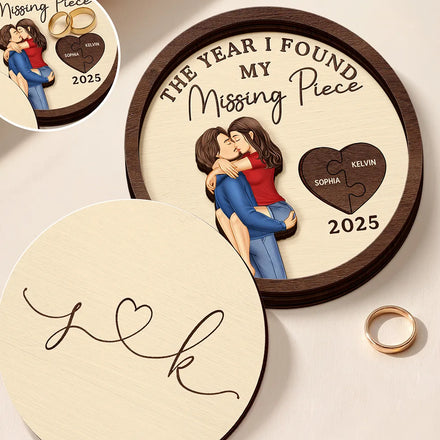 The Year I Found My Missing Piece Kissing Couples - Personalized 2-Layered Wooden Ring Dish