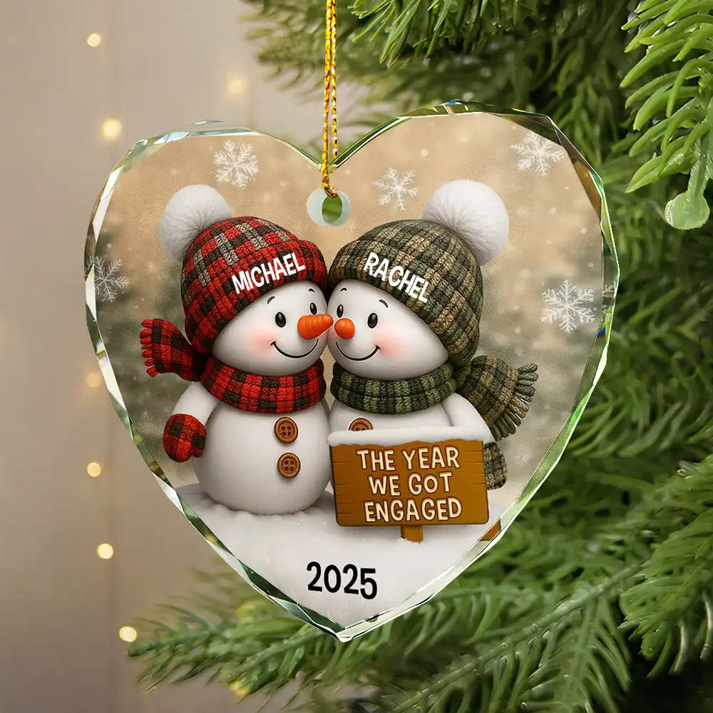 Gift For Couples, Gift For Husband, Gift For Wife, Gift For Boyfriend, Gift For Girlfriend, Love, Christmas - The Year I Found My Missing Piece Snowman - Personalized Heart Shaped Glass Ornament