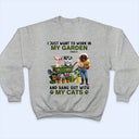 Gardening,Gift For Women,Happy,Pet Lovers,Pet Mom,Cat Lovers,Cat Mom - Work In My Garden And Hang Out With My Cats - Personalized T Shirt
