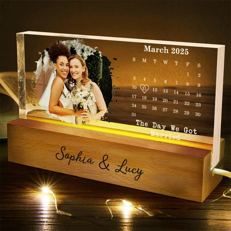 Love,Anniversary,Wedding Anniversary,Gift For Couples,Engaged,Married  - Custom Photo Calendar The Day We Became Mr & Mrs Couple Married Engaged Wedding Gift - Personalized Rectangle LED Light