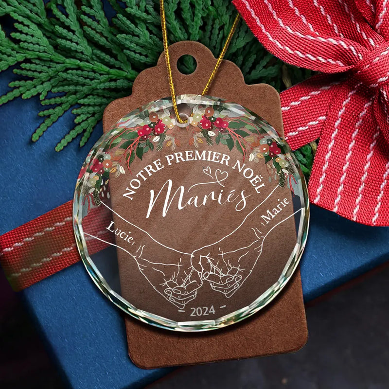 Christmas,French,Gift For Couples,Gift For Husband,Gift For Wife,Love - Notre Premier Noël Ensemble - Ornement En Verre Rond Personnalisé