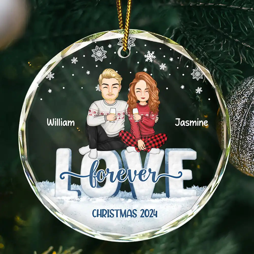 Love Forever Christmas Cartoon Couple - Personalized Circle Glass Ornament